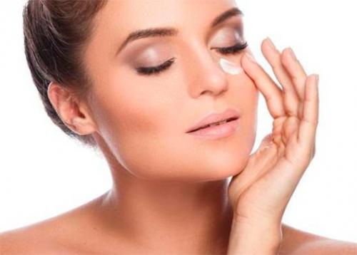 Как ухаживать за кожей вокруг глаз. 5 причин появления мимических морщин вокруг глаз 02