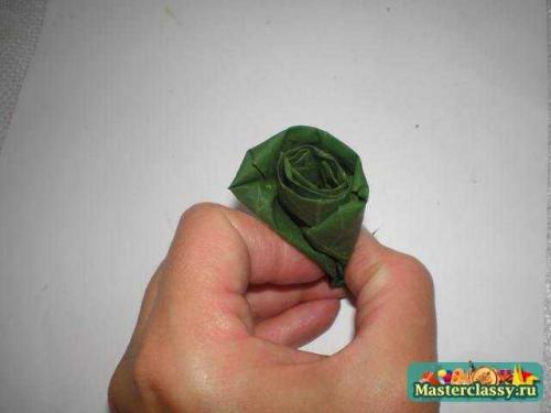 Как склеивать листья, чтобы они держались вместе