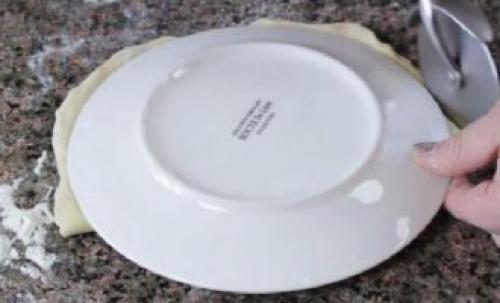 Настоящее тесто для чебуреков. Заварное тесто для чебуреков на кипятке