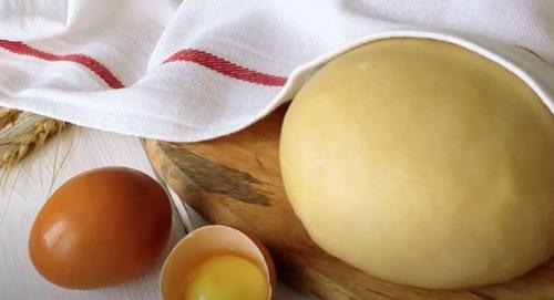 Быстрое тесто для чебуреков. 6 ПРОСТЫХ рецептов теста на чебуреки в 2021 году: с пузырьками и хрустящее, как в лучшей чебуречной