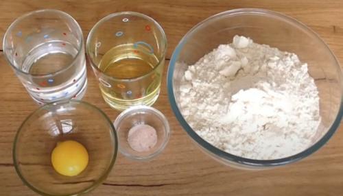 Быстрое тесто для чебуреков. 6 ПРОСТЫХ рецептов теста на чебуреки в 2021 году: с пузырьками и хрустящее, как в лучшей чебуречной