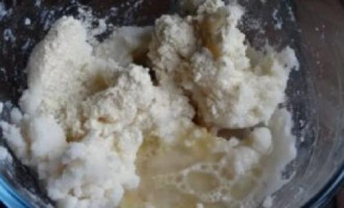 Настоящее тесто для чебуреков. Заварное тесто для чебуреков на кипятке