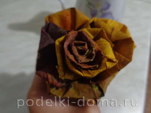 Как можно использовать розы из листьев клена в декоре дома. Розы из кленовых листьев Отредактирова. 2024