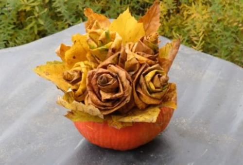 Что нужно для создания роз из осенних листьев