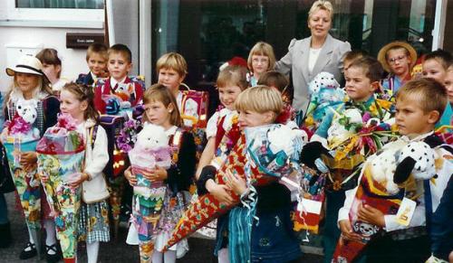 Как 1 сентября отмечается в разных странах. Back to school. 1 сентября в разных странах