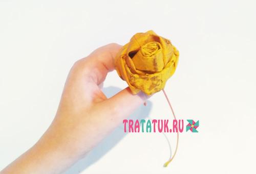 Роза из листьев клена Как сделать цветок из кленовых листьев. Розы из кленовых листьев своими руками: пошагово с фото