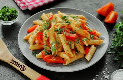 Какие продукты стоит всегда держать в холодильнике, чтобы быстро приготовить блюдо