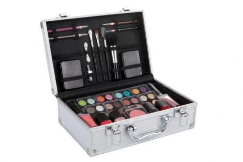 Заголовок 4: Бюджетные средства для удаления макияжа