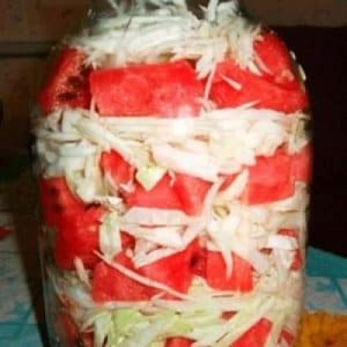 Квашеные арбузы дольками в банке. Простые и быстрые рецепты квашеных арбузов