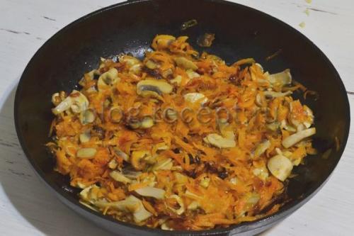 2 рецепта салатов на зиму. Запеканка из картофельного пюре с грибами