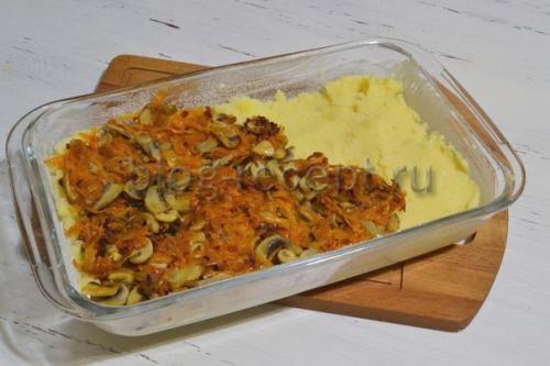 2 рецепта салатов на зиму. Запеканка из картофельного пюре с грибами