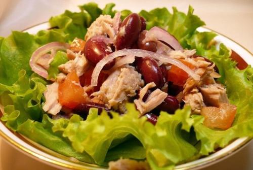 Какие блюда можно подавать с салатом из фасоли на зиму. 20 блюд из фасоли, которые готовятся проще простого