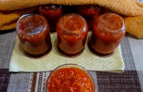 Можно ли использовать салат из помидоров с рисом на зиму в качестве гарнира. Салат с рисом — сытная и вкусная заготовка, спасение зимой когда нет времени готовить завтрак, обед или ужин