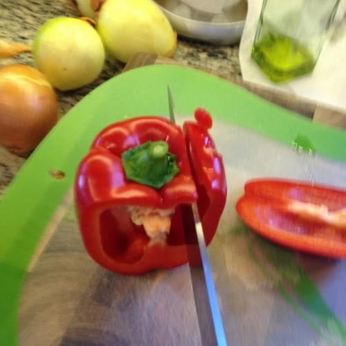 Какие ингредиенты необходимы для приготовления греческой закуски с фасолью на зиму. Салат греческий на зиму