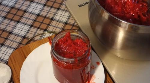 Заправка для борща на зиму из помидор и перца и моркови. Заправка для борща на зиму в банках с томатной пастой