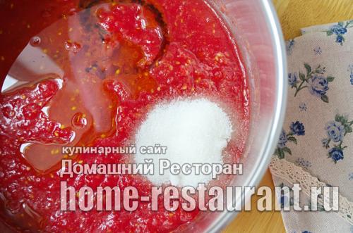 Можно ли добавлять в овощной салат на зиму с рисом мясо или морепродукты.