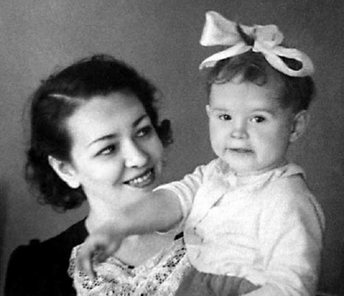 Не отрекаются любя анализ стихотворения. 