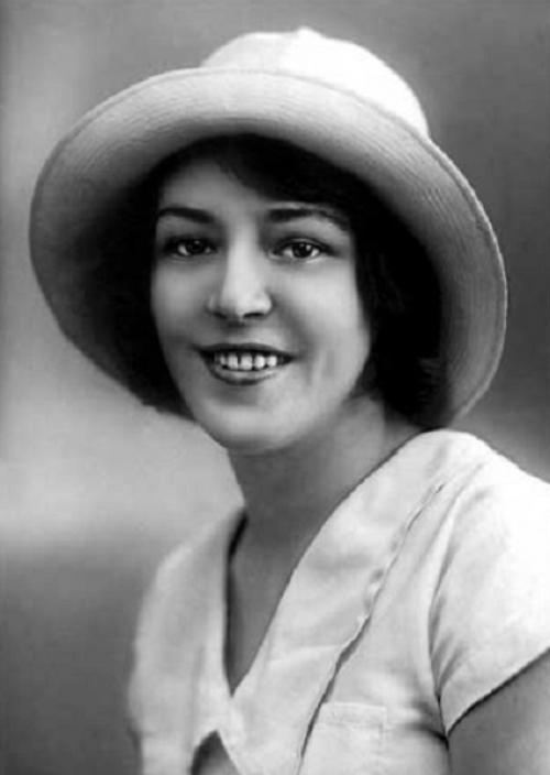 Не отрекаются любя анализ стихотворения. 