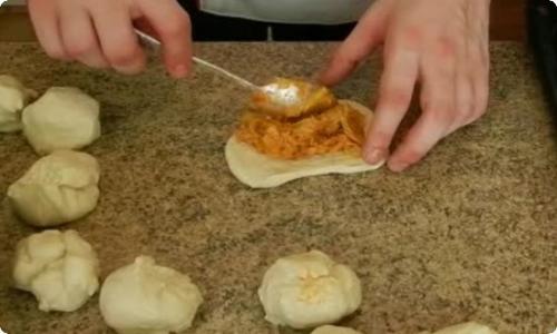 Пирожки тающие во рту рецепт. Пирожки с капустой из дрожжевого теста, нежные, как пух, тающие во рту