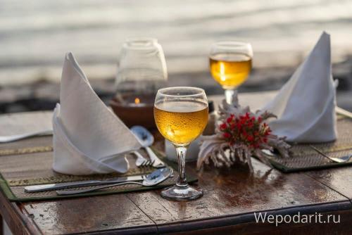 Недорогие подарки на 8 Марта. ТОП-92 подарка Женщине на 8 Марта (недорогие + вкусные)