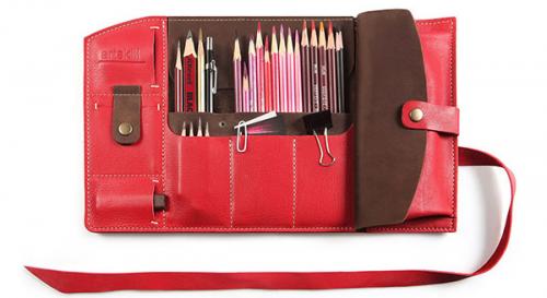 Как собрать пенал для школы. Часть 1 Часть 1 из 2: Соберите школьный пенал 01