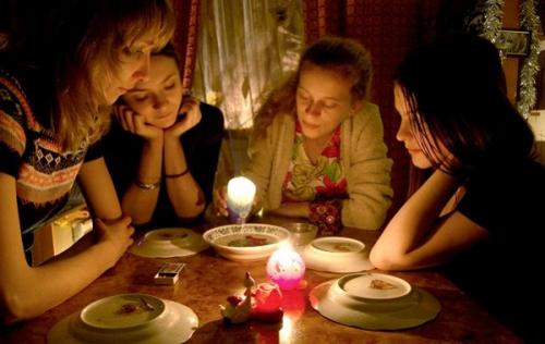 Какие современные интерпретации обряда с новым кольцом существуют. Способы