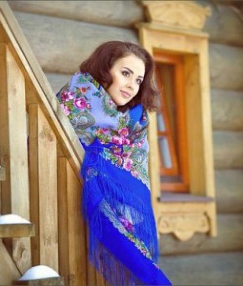 Какие ошибки чаще всего допускают новички при работе с павлопосадскими платками. КАК ПРАВИЛЬНО НОСИТЬ ПАВЛОПОСАДСКИЕ ПЛАТКИ