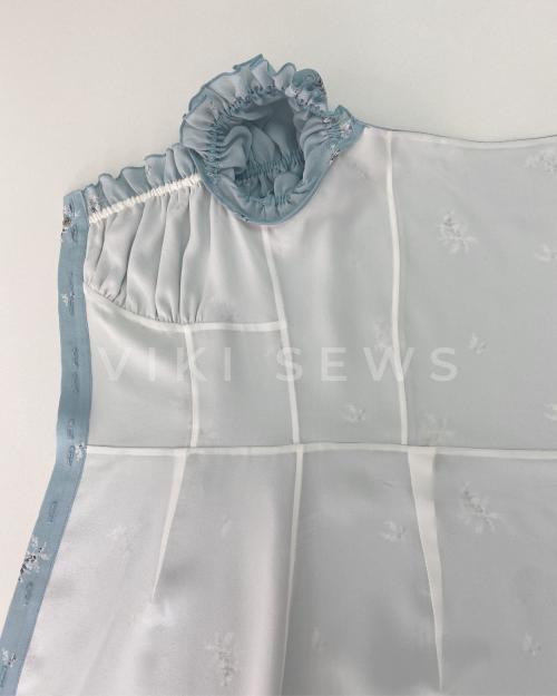 Как добавить подкладку к платью для большей скромности. Обработка подкладкой платья из тонкой ткани