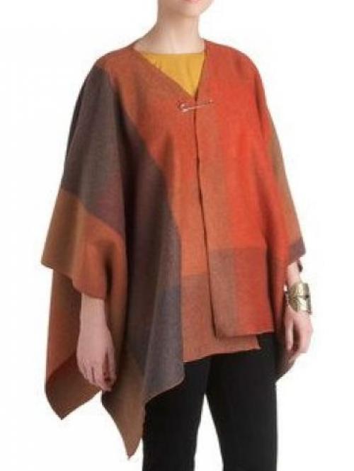 Можно ли использовать другие ткани вместо платка для создания накидки. Описание процесса работы